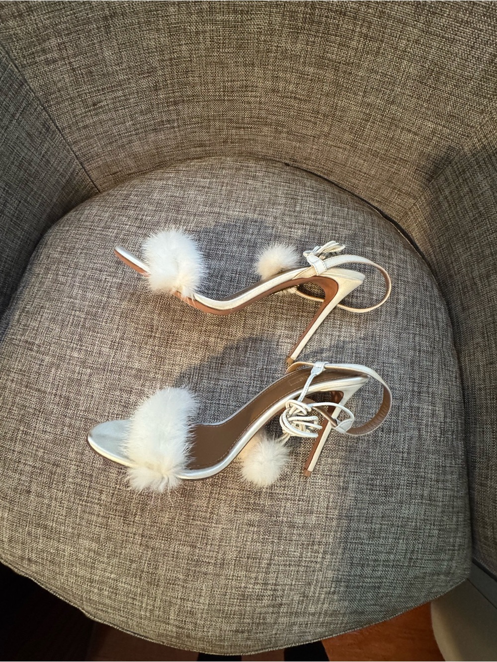 Aquazzura White real Mink Pom-Pom Strappy Stiletto Sandals - Picture 4 of 7